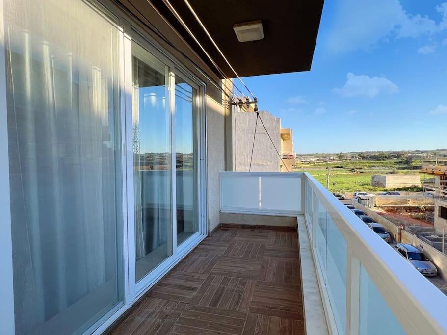 Modern Apartment In Marsaskala Exterior foto
